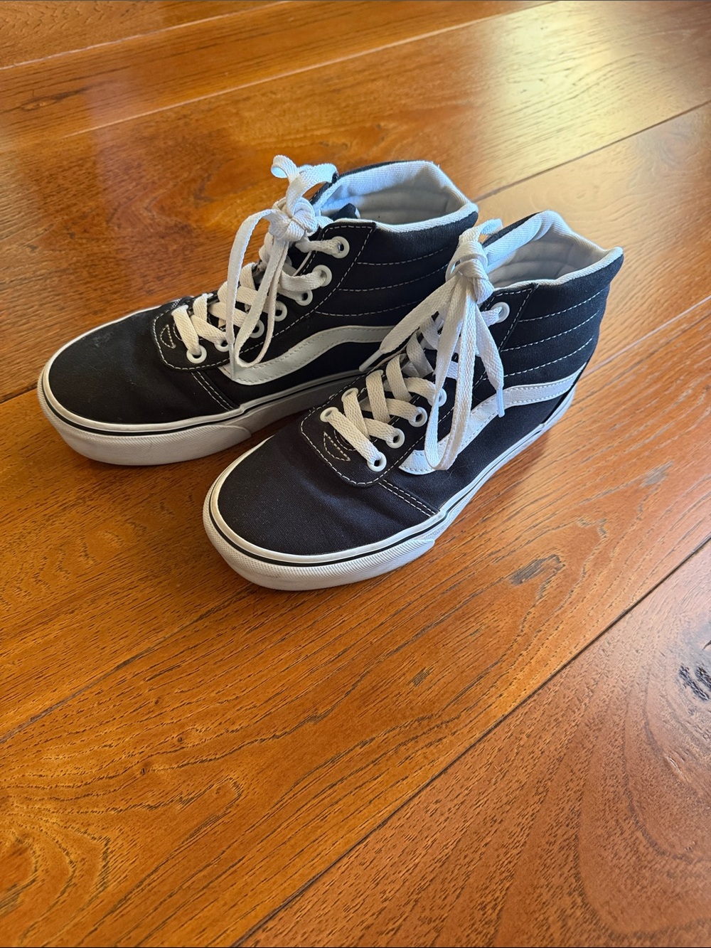 Vans SK8- Hi Tapered Platform Shoe - Picture 2 of 9
